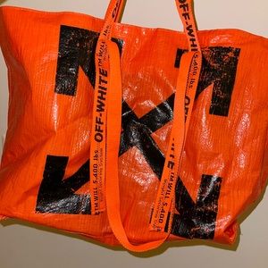 OFF WHITE Orange Arrow Tote Bag. 100% Authentic. Retail price $275